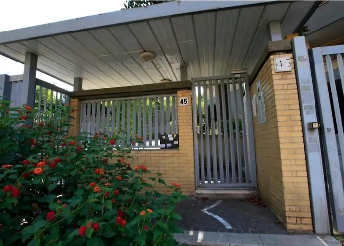 Apartment San Pietro Station *